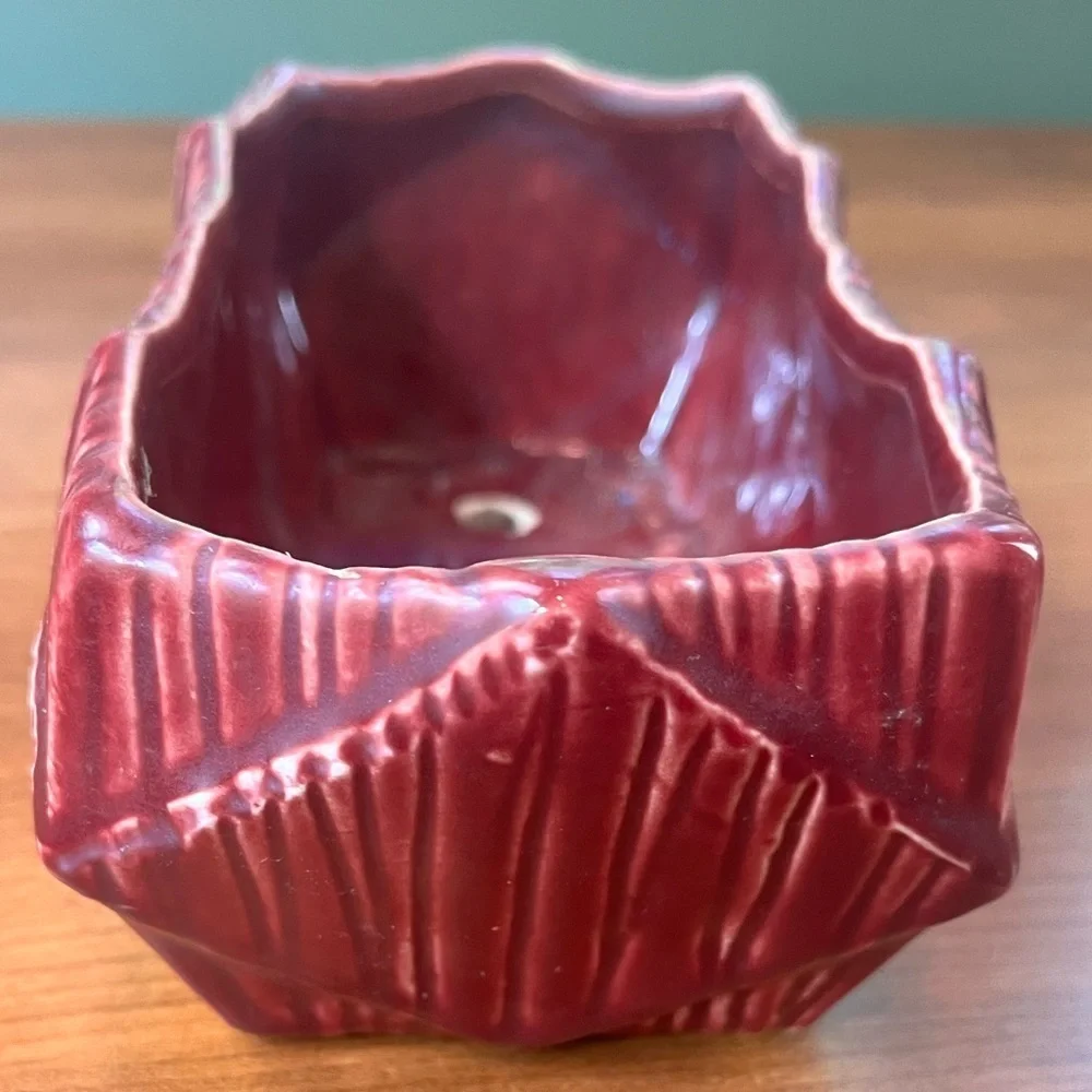 McCoy Planter Pottery USA Burgundy Red Rectangle 7 x 3 x 3